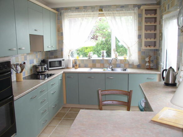 Photo 8