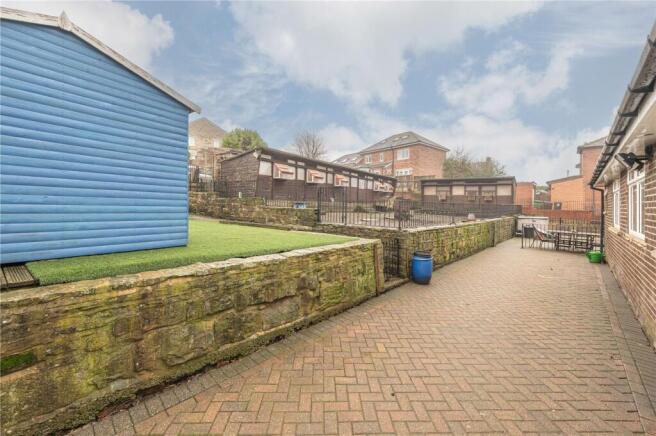 3 bed Bungalow for sale Image 9