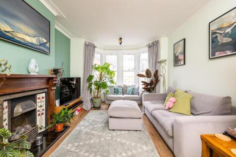 Cleeve Road, Knowle