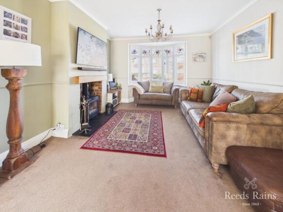 4 bed Semi-Detached for sale Image 5