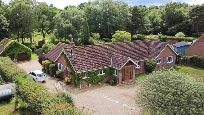 4 Bedroom Equestrian Property for Sale