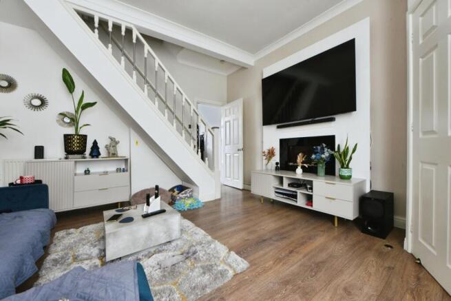 2 bed Terraced for sale Image 5