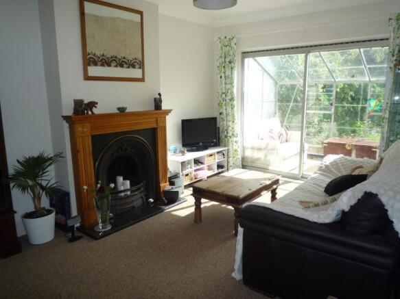 Lounge 1