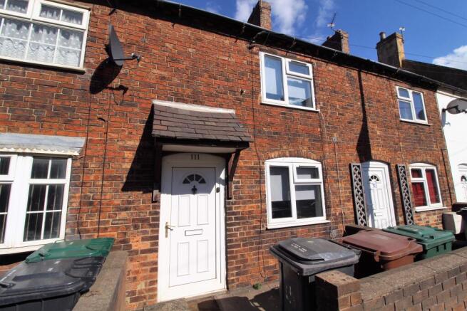 2 bed terraced house to rent High Street, Woodvil