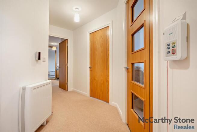 2 bed Apartment for sale Image 10