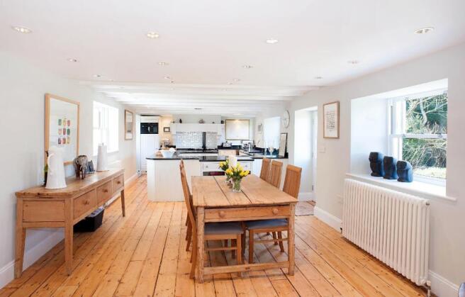 Kitchen/Dining Room