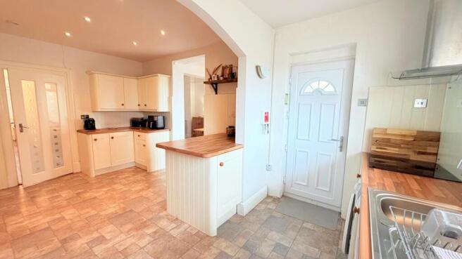 5 bed Terraced for sale Image 10