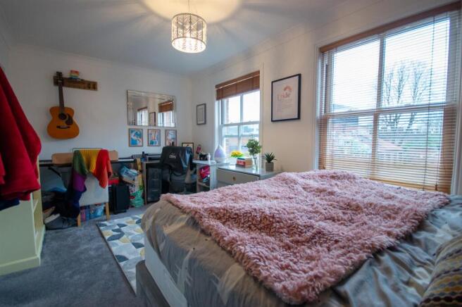 1 bed Apartment to rent Image 7
