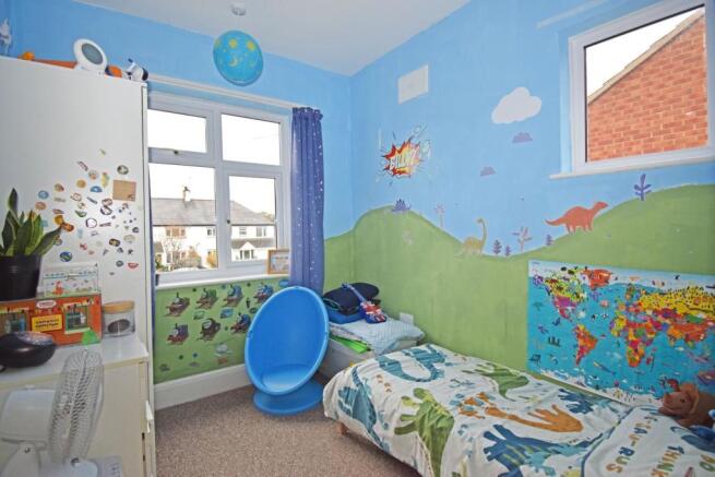Holmlea, bed 3.jpg