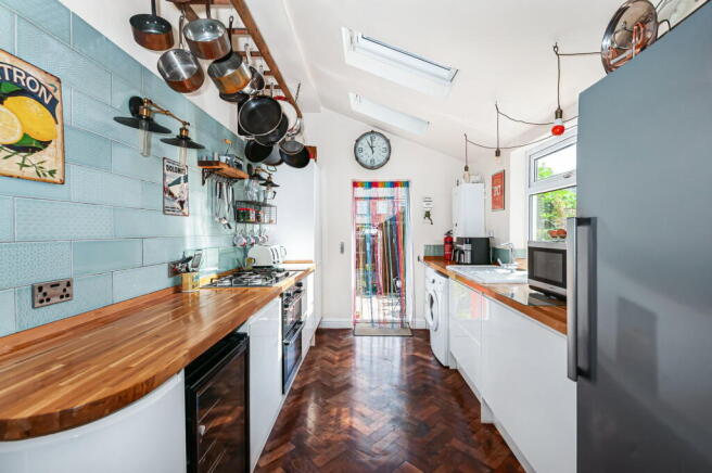 3 bed Terraced for sale Image 4
