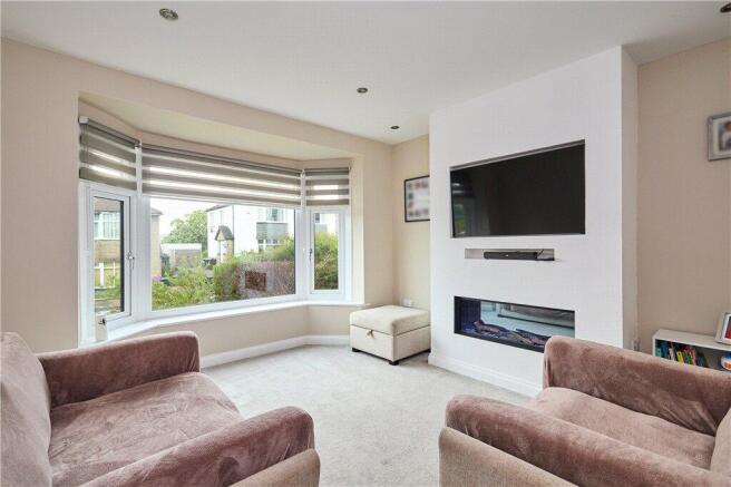3 bed Semi-Detached for sale Image 4