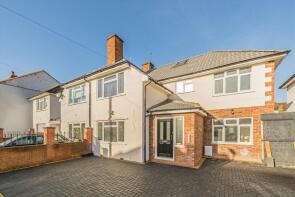 26, Wellington Avenue, Hounslow TW3 3SX