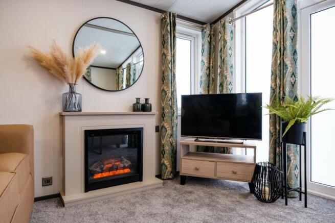 2 bed Bungalow for sale Image 12