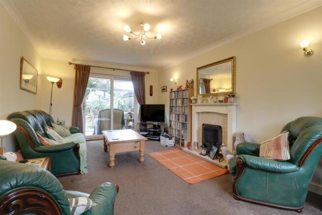 img_9061-img_9063.jpg