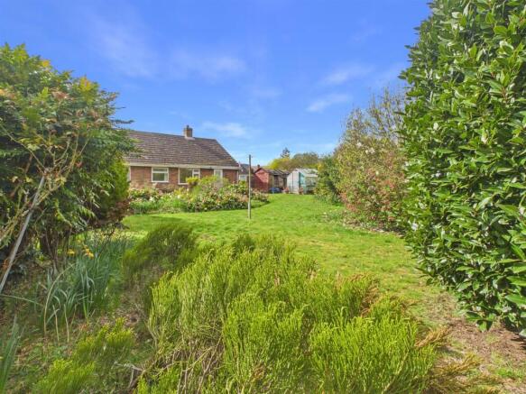 2-bed detached on Denver Hill, Downham Market, £275,000
