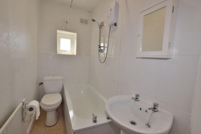 2 bed Terraced for sale Image 8
