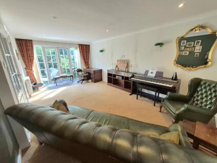 Branksome Wood Road, Bournemouth, Dorset, BH4