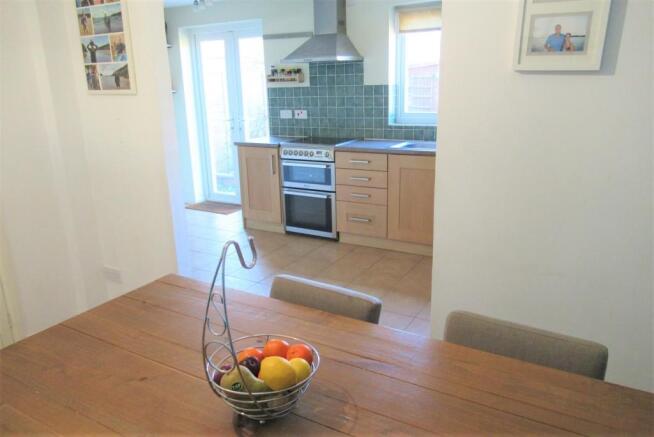 KITCHEN-DINER