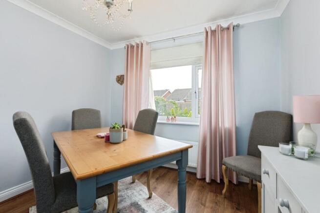 3 bed Detached for sale Image 8