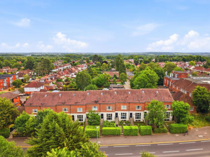 Alexis Row, Broxbourne, EN10