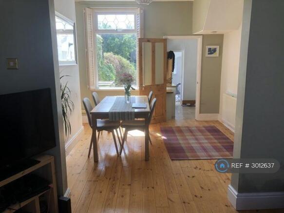 Open Plan Living Room/Kitchen