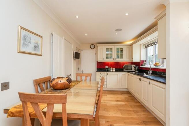 Kitchen/breakfast ro