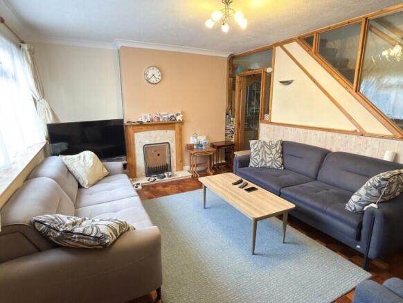 Lounge Pic 1