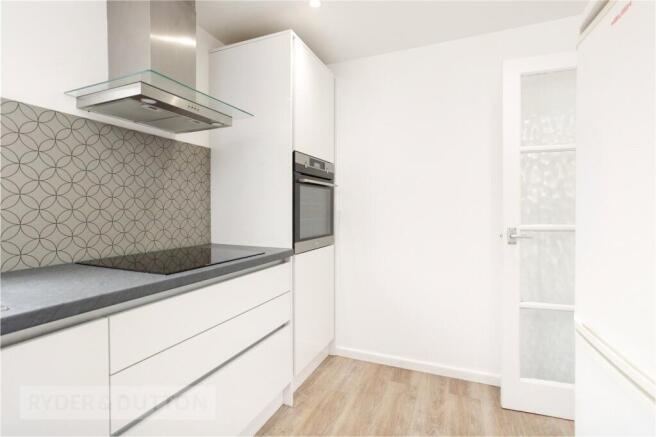 3 bed Semi-Detached for sale Image 11