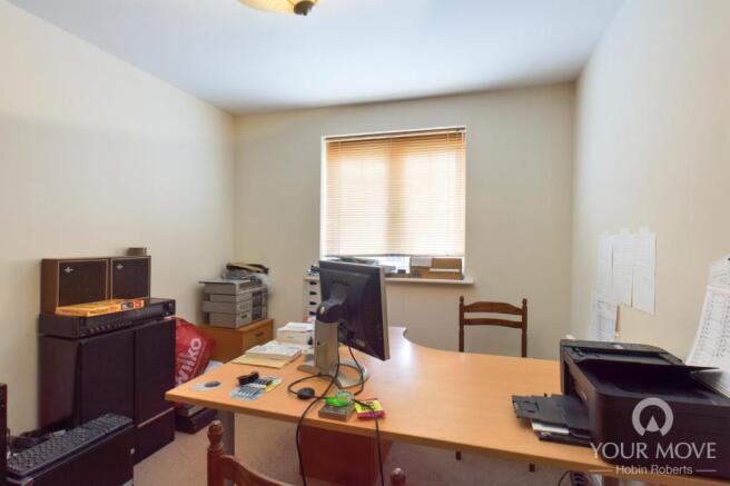 Bedroom 2 / Study