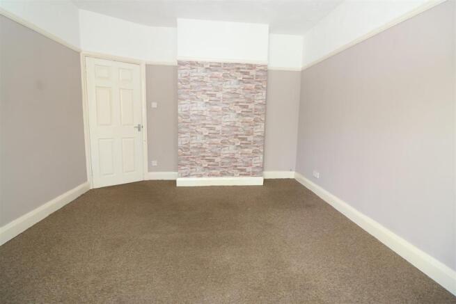 Bedroom 2 / Dining Room