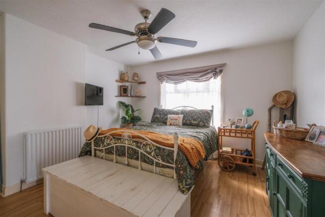 3 bed End of Terrace for sale Image 8