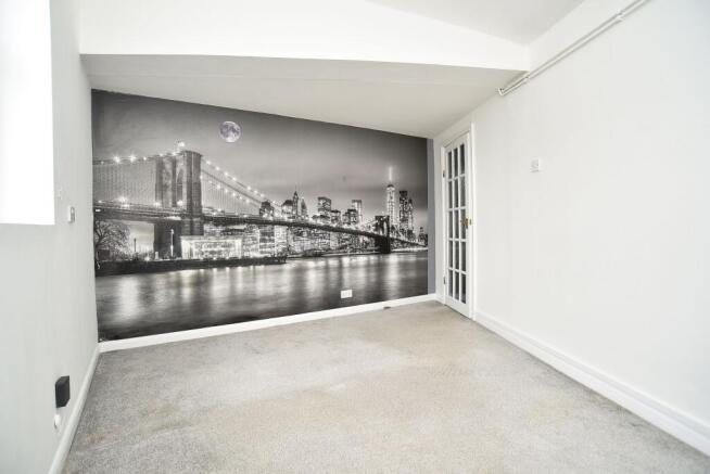 2 bed Detached for sale Image 6