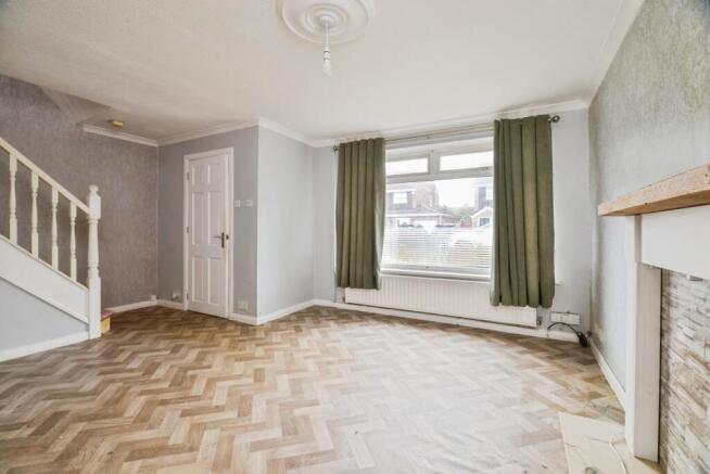 3 bed Semi-Detached for sale Image 4