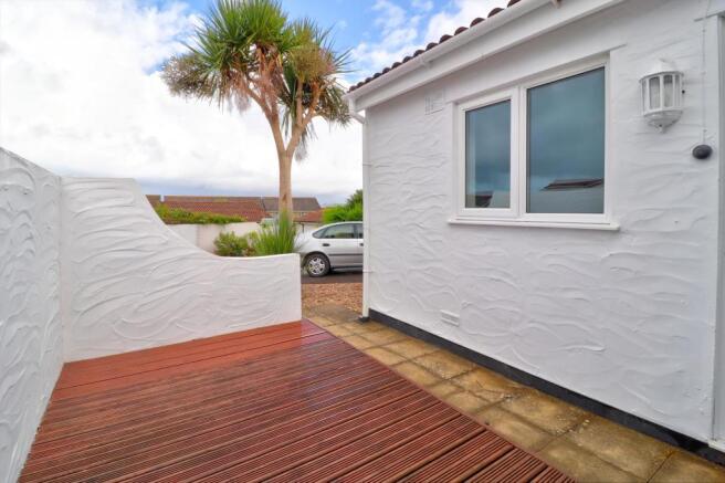 Front decking area.jpg