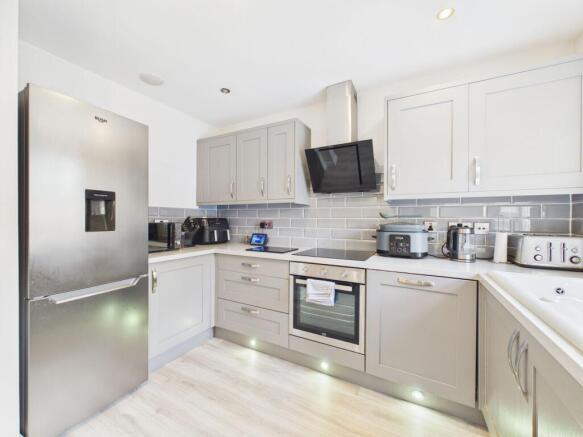 3 bed Detached for sale Image 6