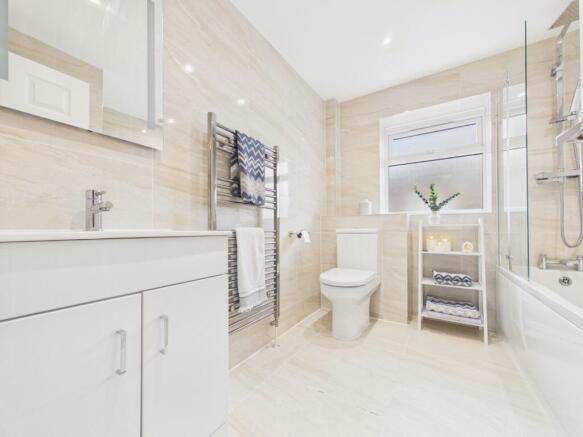 3 bed Detached for sale Image 10