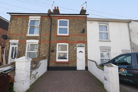 Queens Road, Chatham