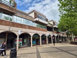 35, Somerset Square, Nailsea BS48 1RQ