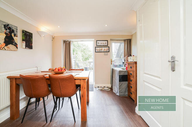 3 bed Semi-Detached for sale Image 11