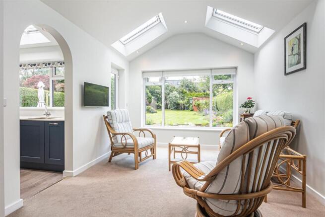 4 bed Detached for sale Image 6
