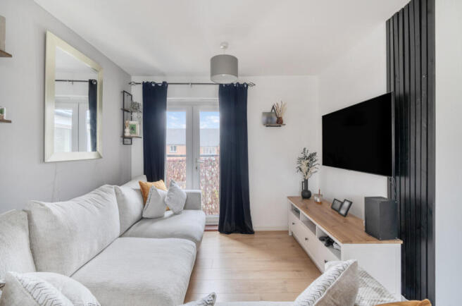 1408399-9-6984c2c...