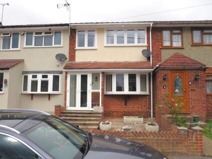 Lower Crescent, Linford, SS17