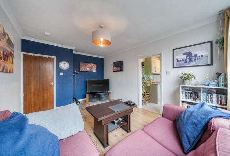 Streatham Common North, London, SW16