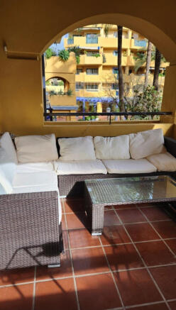 Photo 3