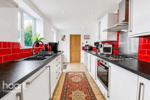 19, Waterloo Road, Torquay TQ1 3AY