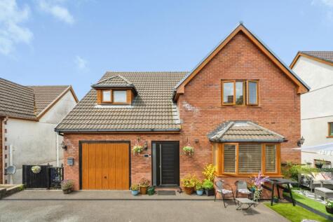 Dolau Fan Road, Burry Port, Carmarthenshire, SA16