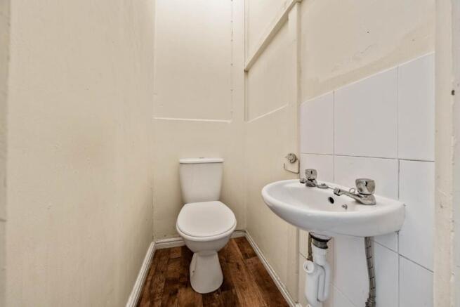 2 bed Terraced for sale Image 9