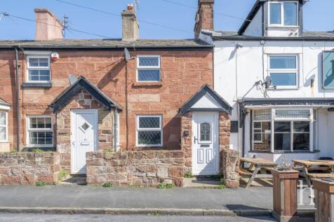 Lake Place, Wirral, CH47