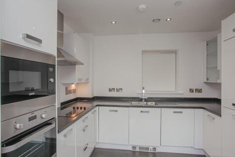 Park Gardens, Bath Road, Banbury OX16 9HQ