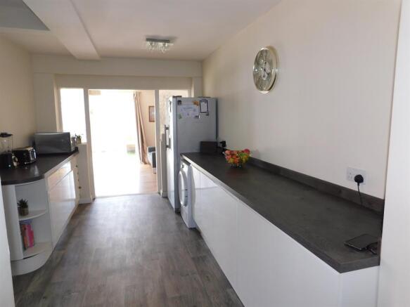 Kitchen 1